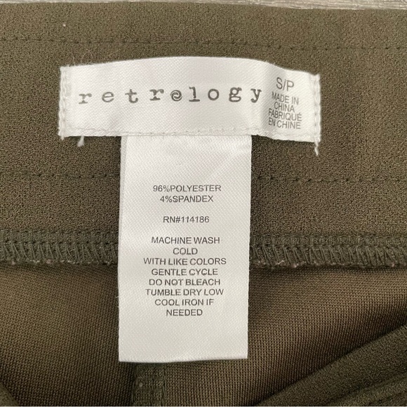 Retrology Olive Green Button Front High Waisted Pull On Sailor Short Shorts - Picture 5 of 5